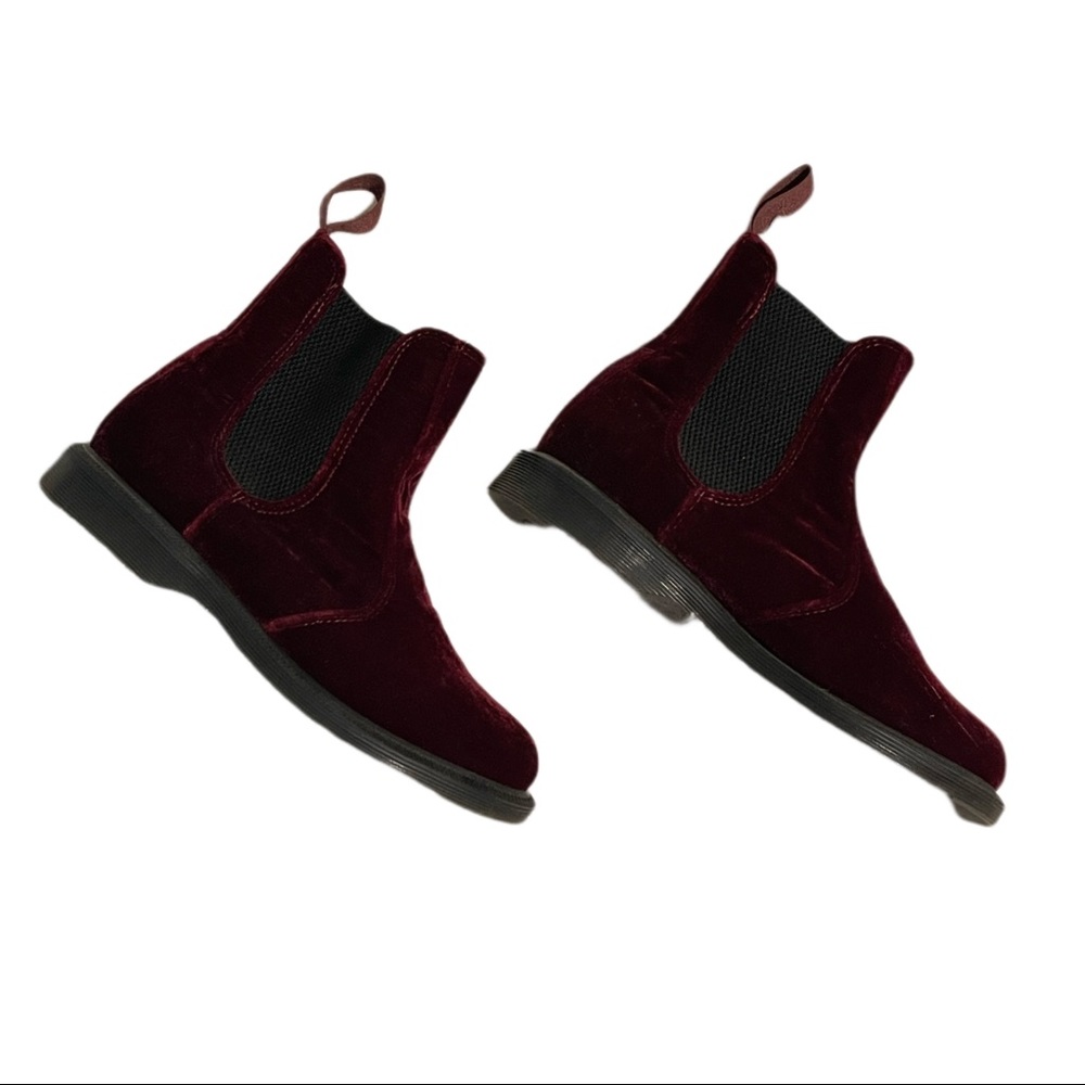 Dr. Martens chelsea boots